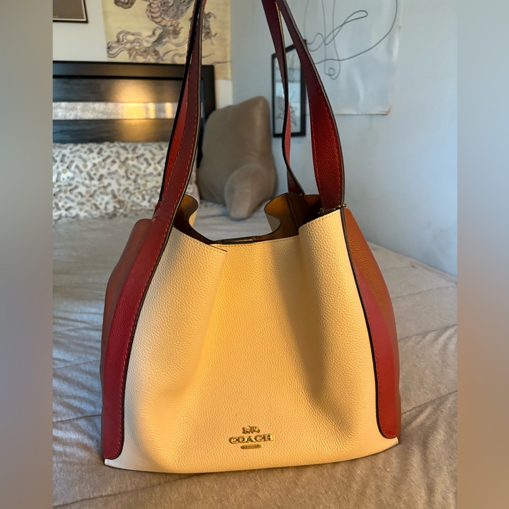 Coach Hadley Hobo Purse